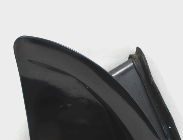 1994-1998 FORD MUSTANG SCOOP INSERT VENT TRIM LEFT & RIGHT QUARTER PANEL BLACK