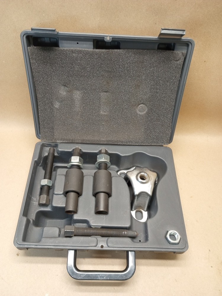 Astro Pneumatic Tool Company 7837 Front Hub Puller & Installer Set