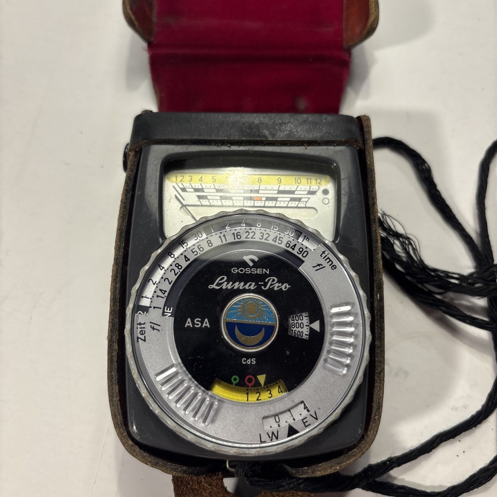 NICE GOSSEN LUNA PRO ASA Light Meter w/ Case Untested