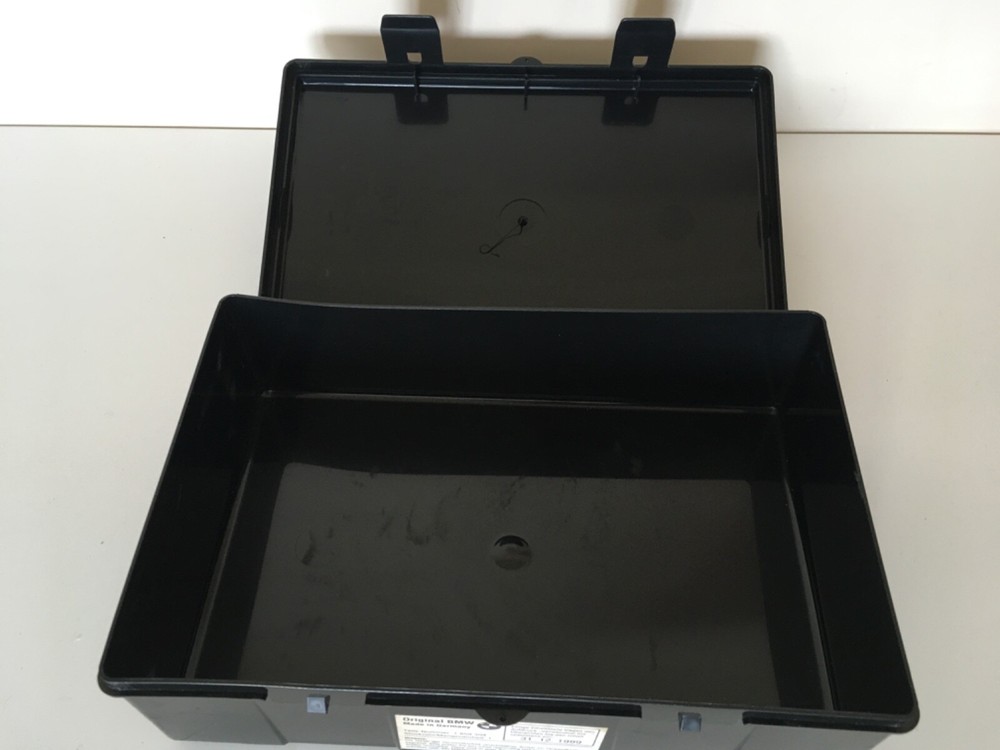 BMW E34 E31 first aid kit box 52201859303 empty