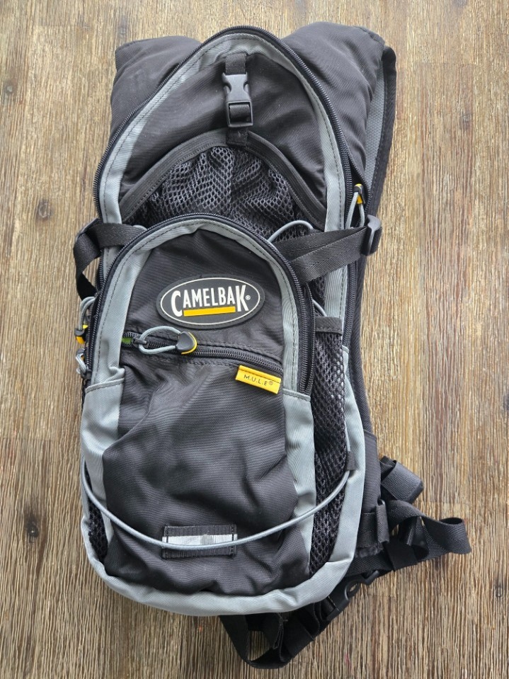 Camelbak Mule Hiking Camping Outdoors Backpack