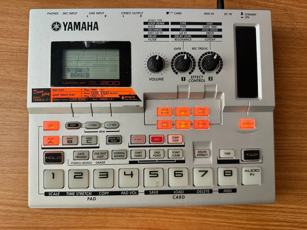 Yamaha SU200 Sampler/Looper [Non Functioning]