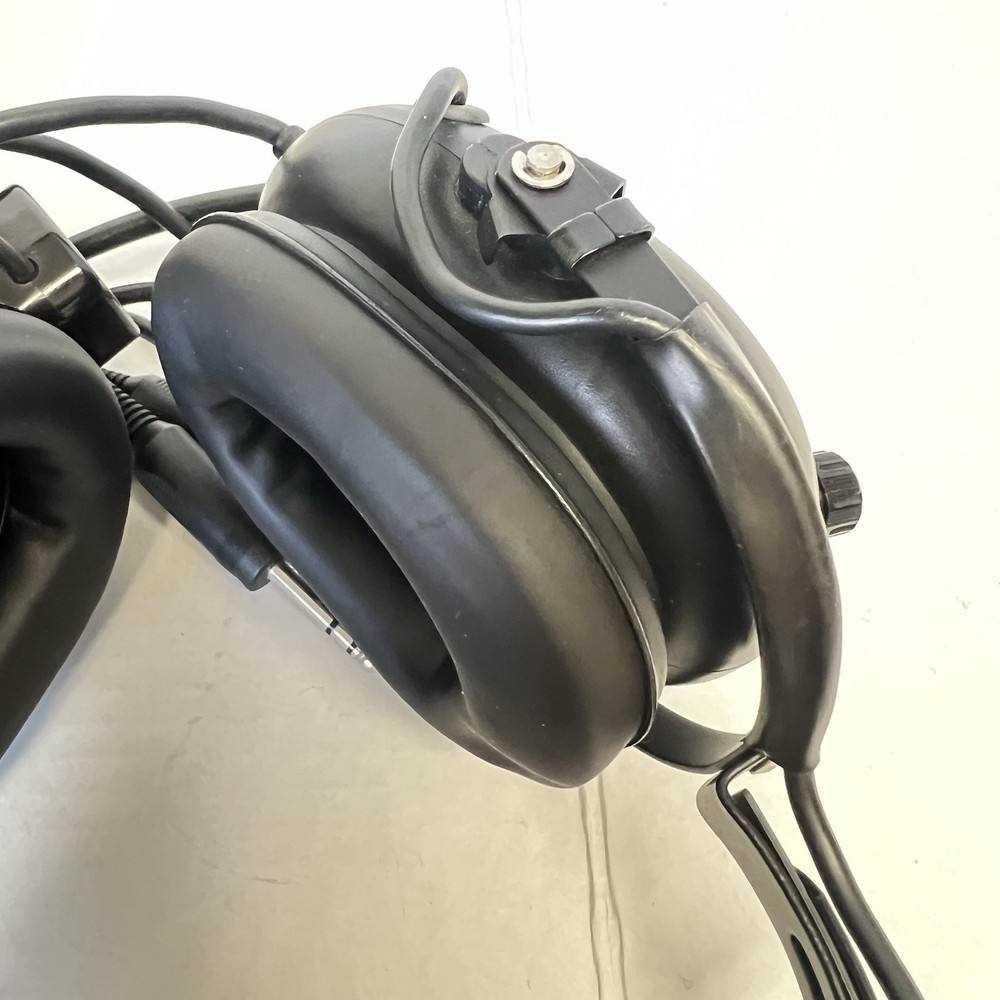 FlightCom Blackhawk 5DX General Aviation Aircraft Headset Carrying Storage Case