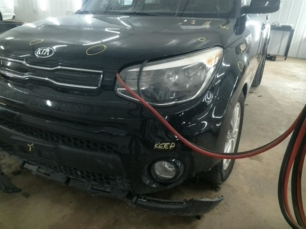 SOUL      2017 Fuse Box Cabin 104930242