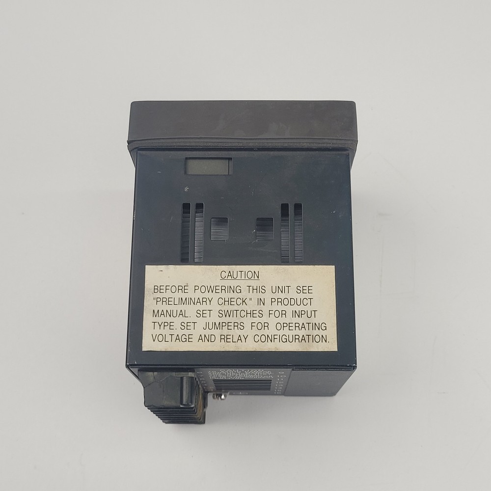 Honeywell UDC2000 Mini-Pro Temperature Controller 120Vac - USED