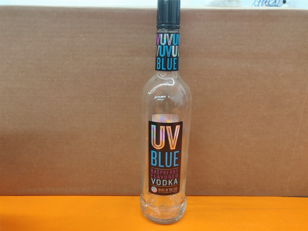 ⭐️⭐️⭐️⭐️⭐️ EMPTY 750mL UV Blue Raspberry Clear Glass Bottle for Crafts/Décor