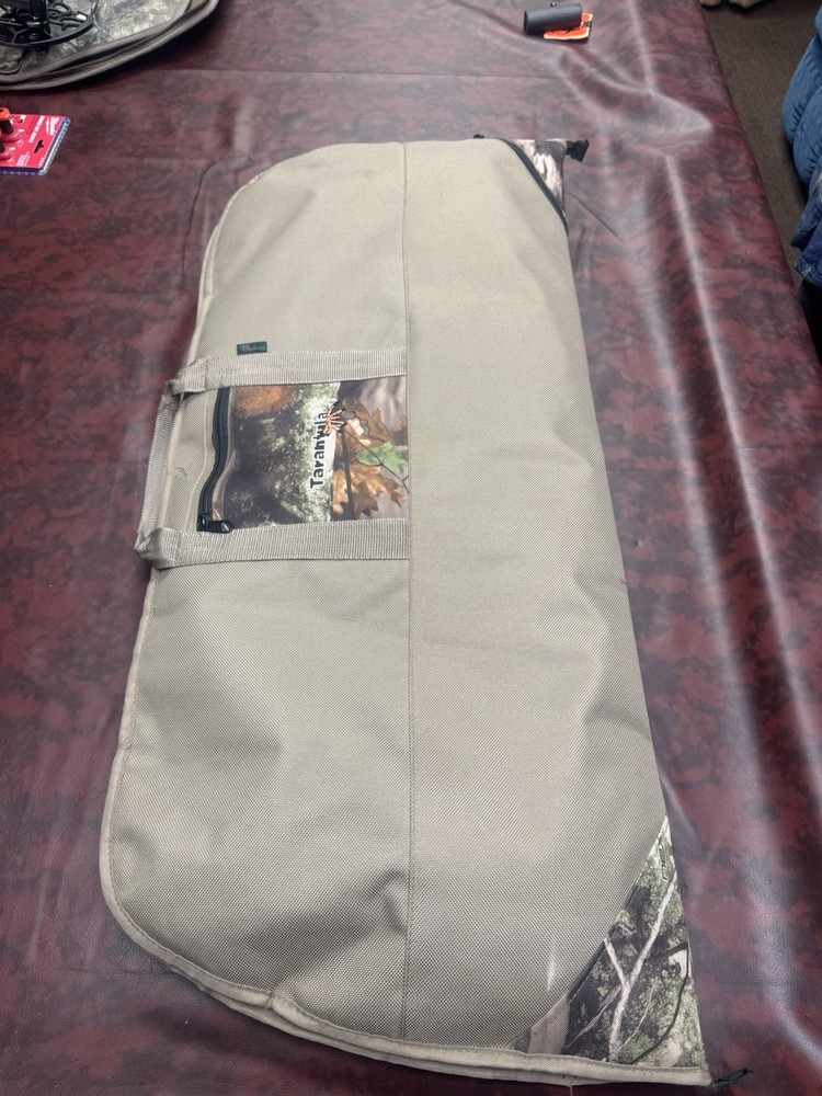 PSE Infinity Camouflage Compound Bow with Sight and Accessories