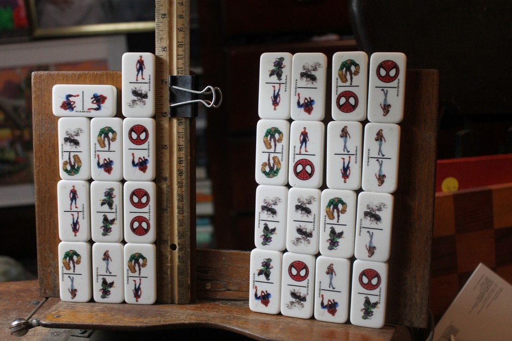 2006 Spider-Man Dominoes 27 Pieces