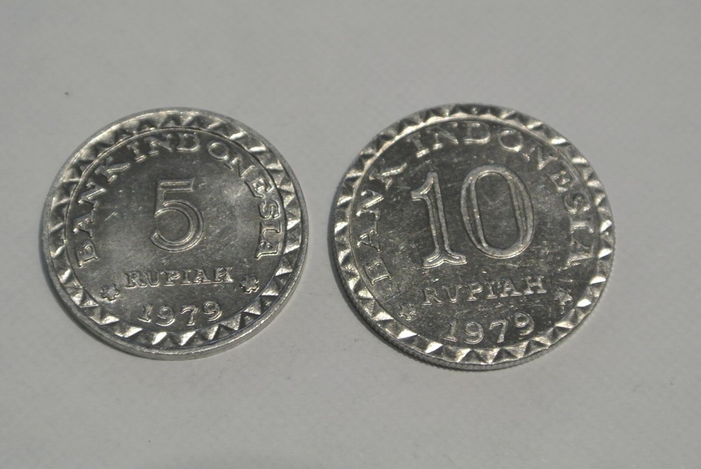 5 AND 10 RUPIAH 1979 UNC