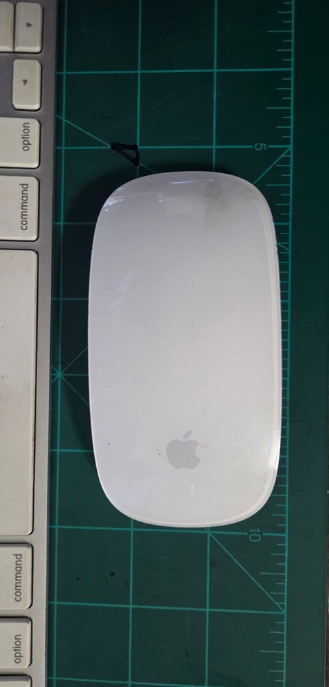 Apple Wireless Keyboard A1314 and Magic Mouse A1296 set Silver/ White