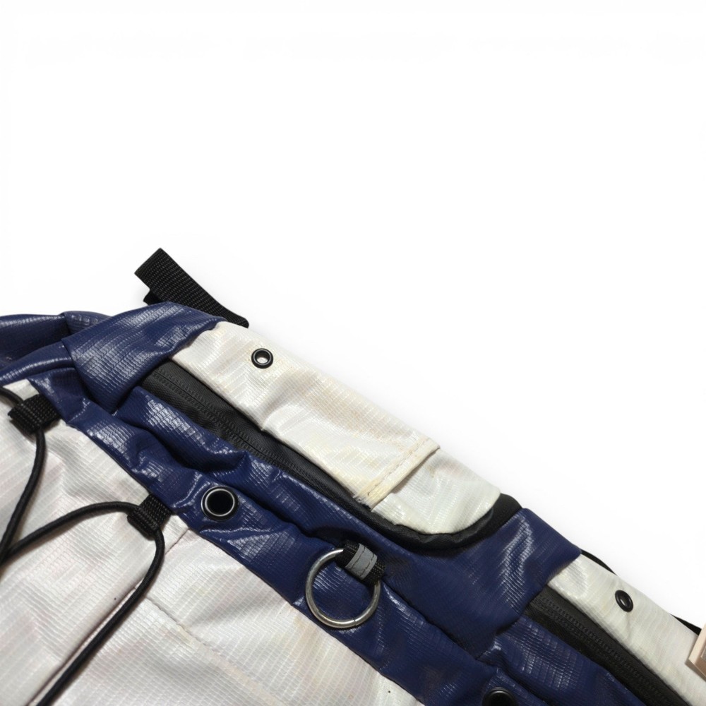 Ozark Trail Gustabus 32L Backpack, White/Navy, Hydration Ready [DISCOLORATION]