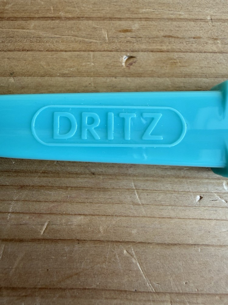 Vintage Dritz Sewing Pattern Tracing Wheel Tool Aqua/Teal Plastic