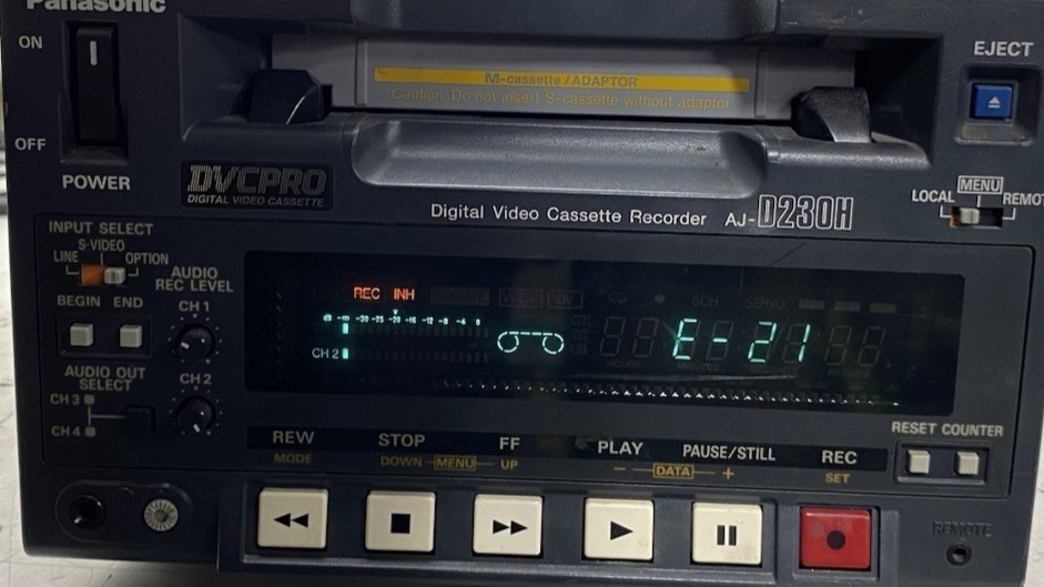 Panasonic DVCPRO Digital Video Cassette Recorder Model AJ-D230HP