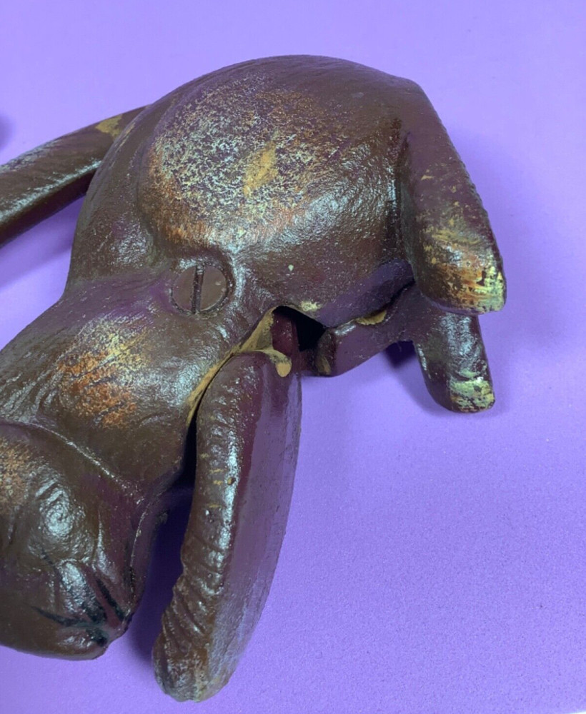 Vintage Antique Cast Iron Squirrel Nutcracker