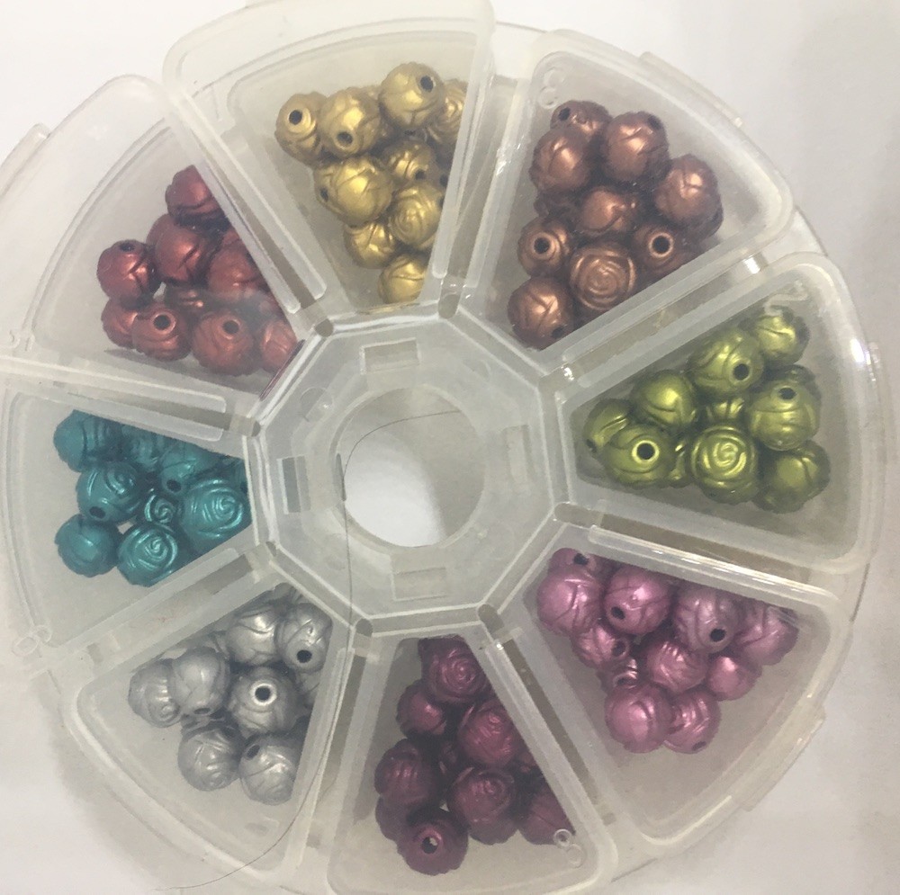 Plastic Container 8 section Organizer Round 4" x 1" inch EMPTY 8 Individual lid