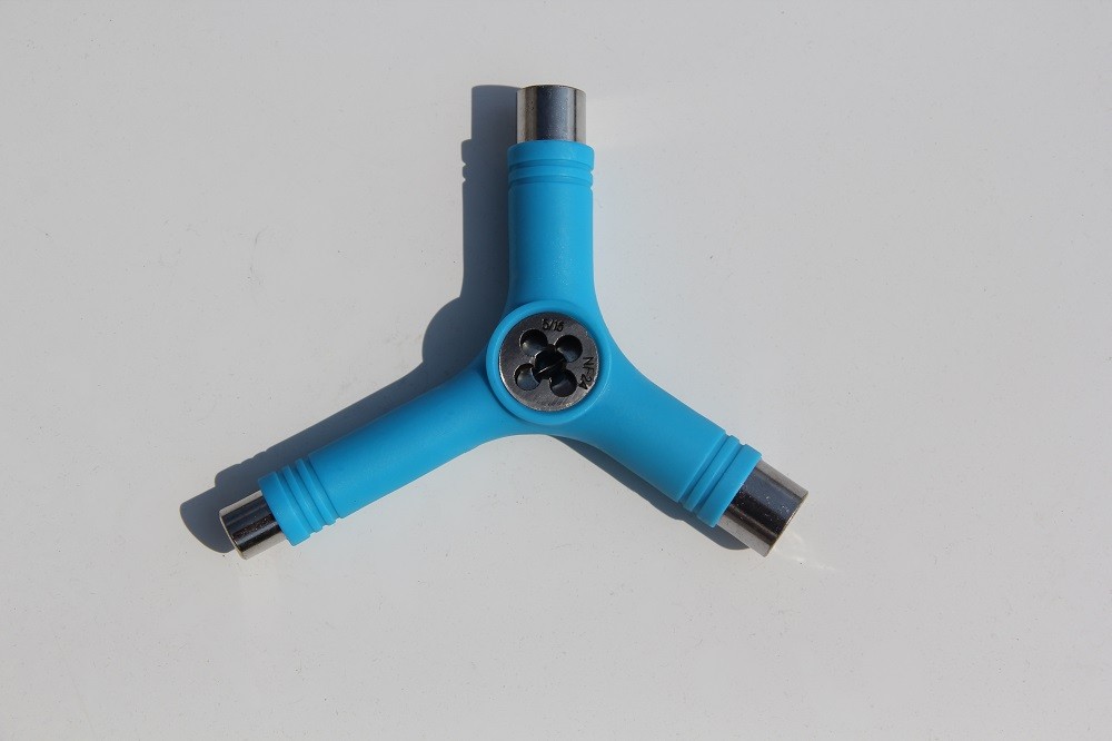 Social Skate Tool Threader Blue