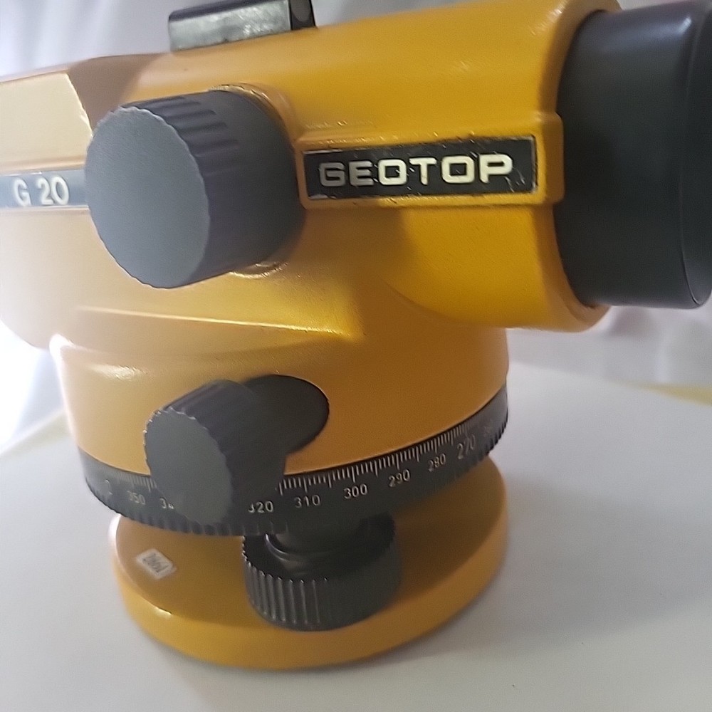 Geotop G20 Optical Levels with Protective Cases