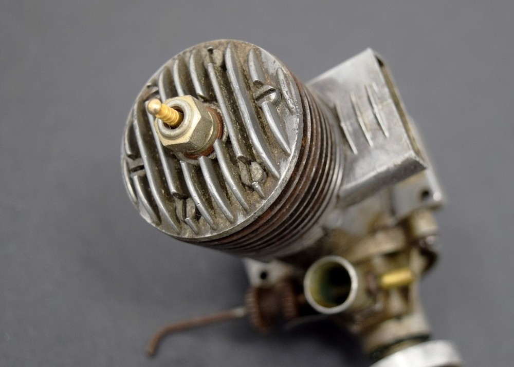 Vintage Forster .31 Model Airplane Engine 31