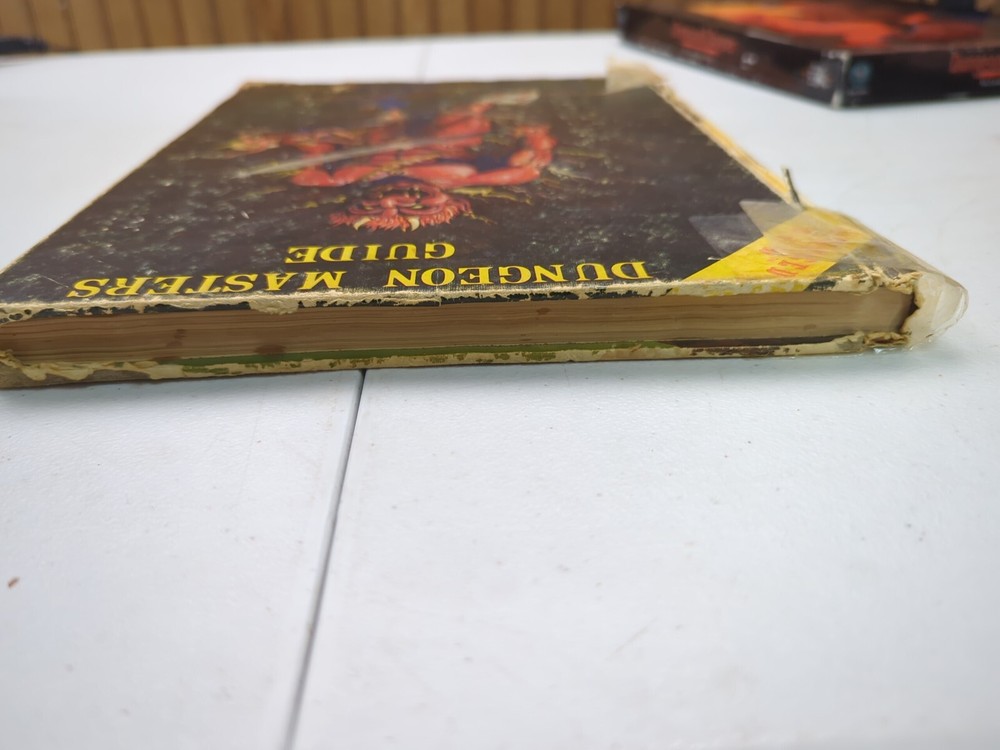 Dungeon Masters Guide First - AD&D (Revised Edition December 1979). Rare