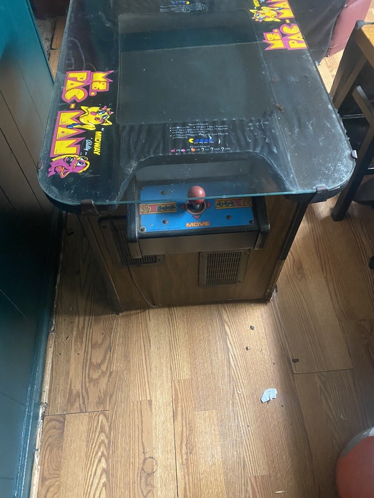 MS PAC-MAN ARCADE MACHINE COCKTAIL TABLE