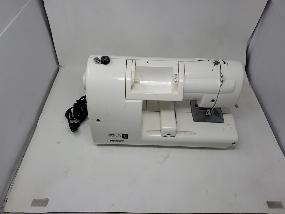 Baby Lock Espree EM1 Embroidery Machine
