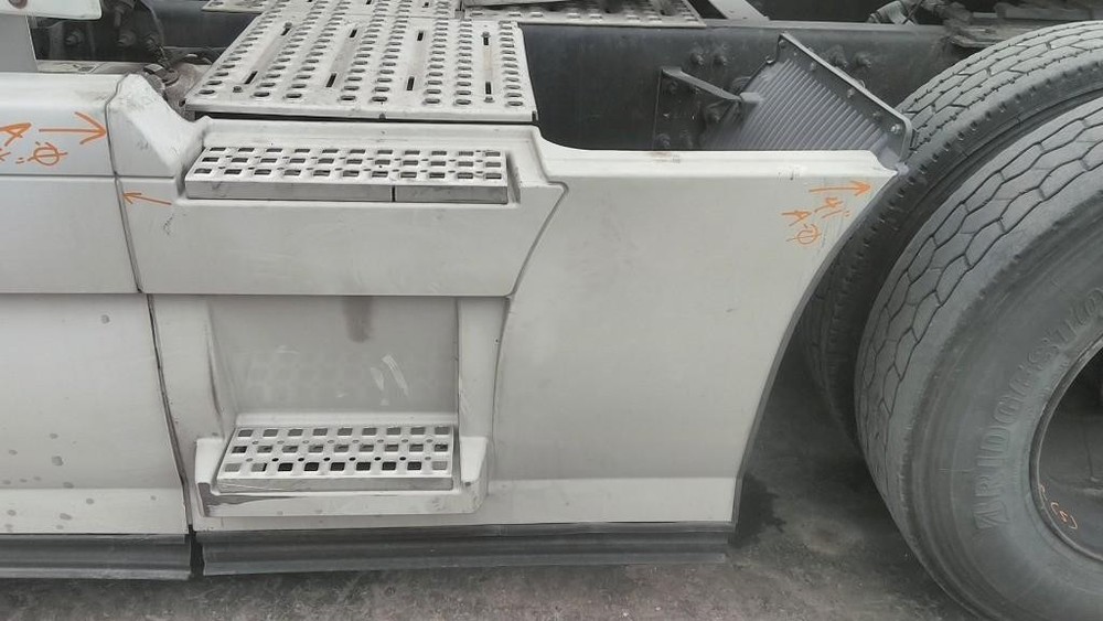 For 2015 VOLVO VNL SIDE FAIRING Left ,  OH