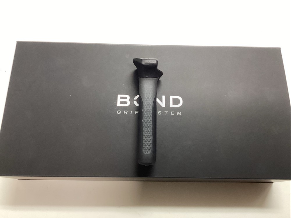 Mathews Engage Bond Grip RH Grey