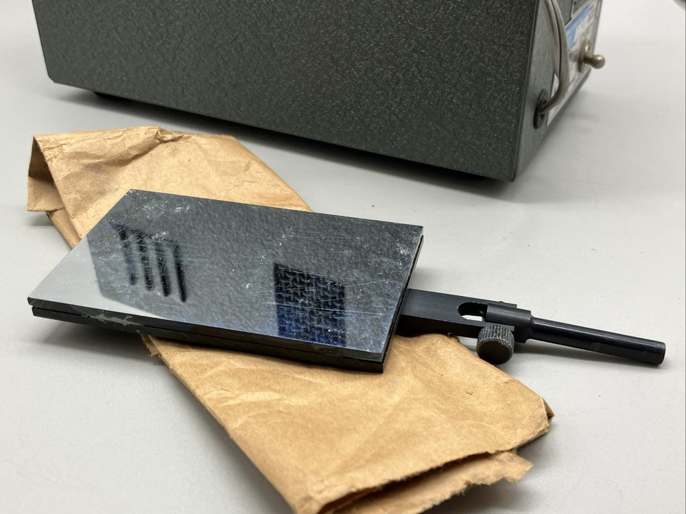 Victor V200 Microscope Vtg