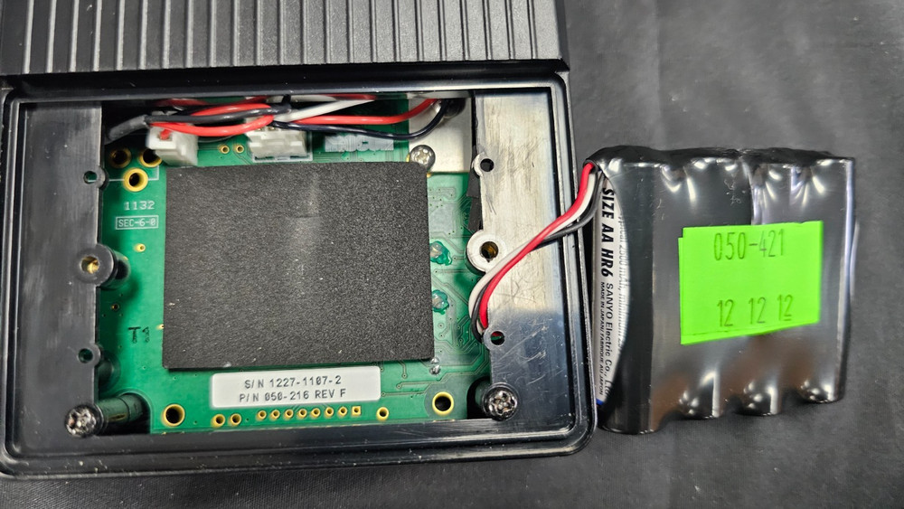 MOCON PAC CHECK 325 Hand-held O2 & CO2 Analyzers -TOOL ONLY- READ DESCRIPTION