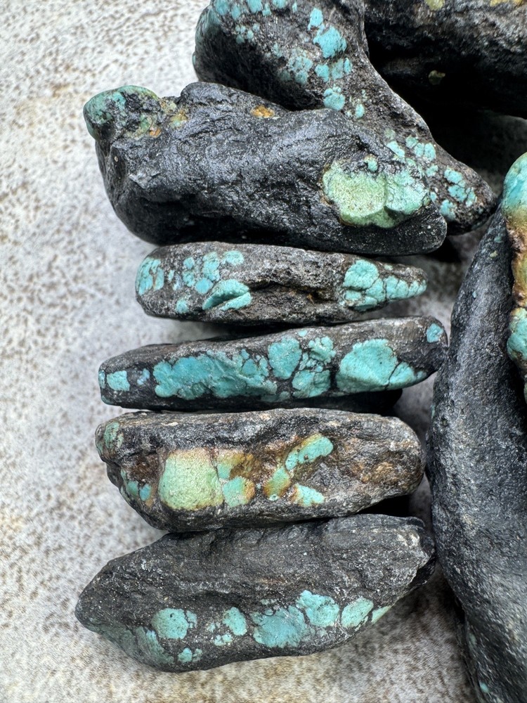 Moon River turquoise rough stabilized
