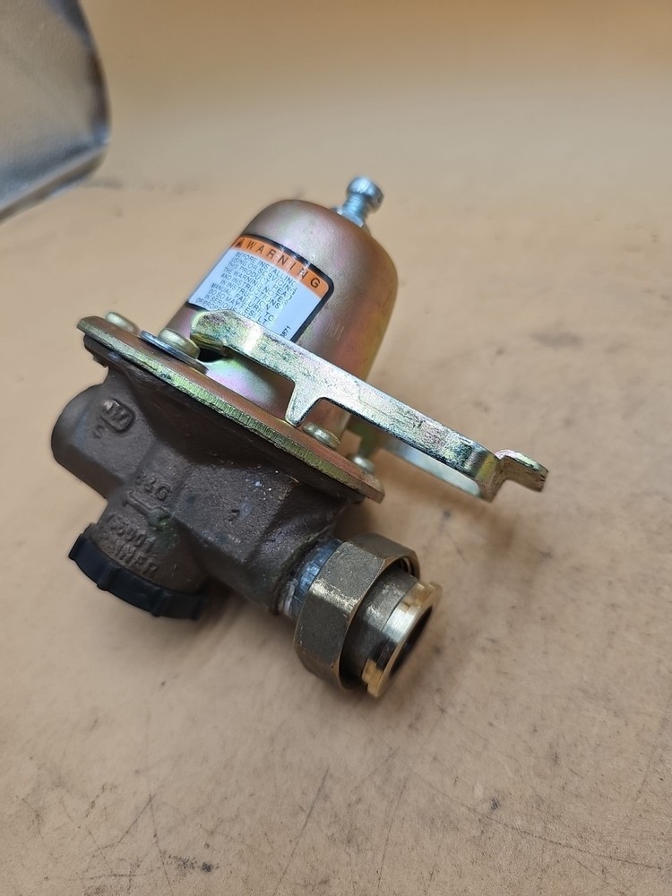 Bell & Gossett 110192LF FB-38 Pressure Reducing Valve 1/2" Lead Free.