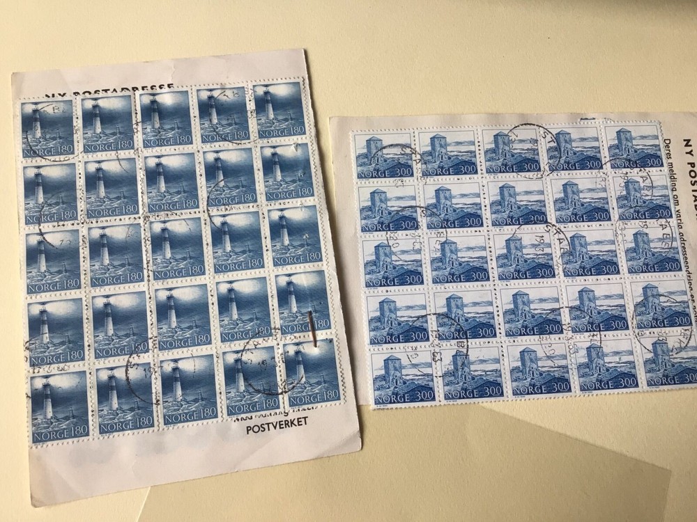 Norway lighthouse & Building used stuck  both sides stamps  Ref 55113