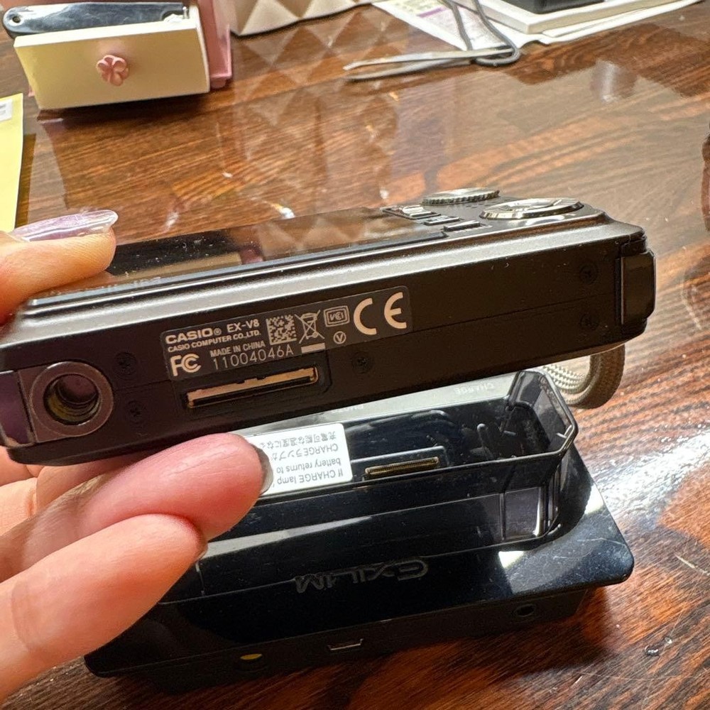 CASIO EXILIM EX-V8 Digital Camera #0002