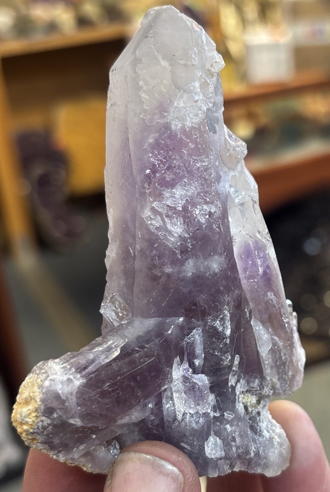 guerrero amethyst 183.8 Grams