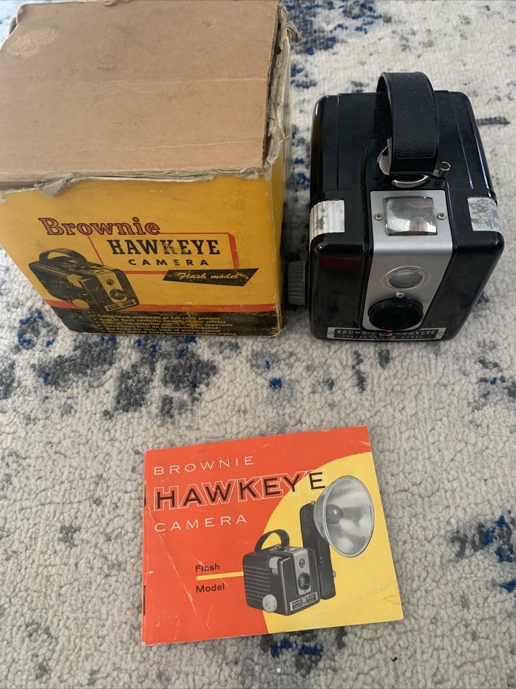 Vintage Brownie Hawkeye Camera w/ Flash UNTESTED