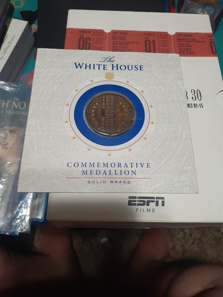 The White House Commemorative Medallion Solid Brass 2008