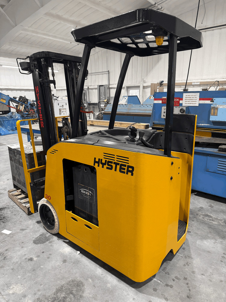 2002 Hyster E30HSD Forklift