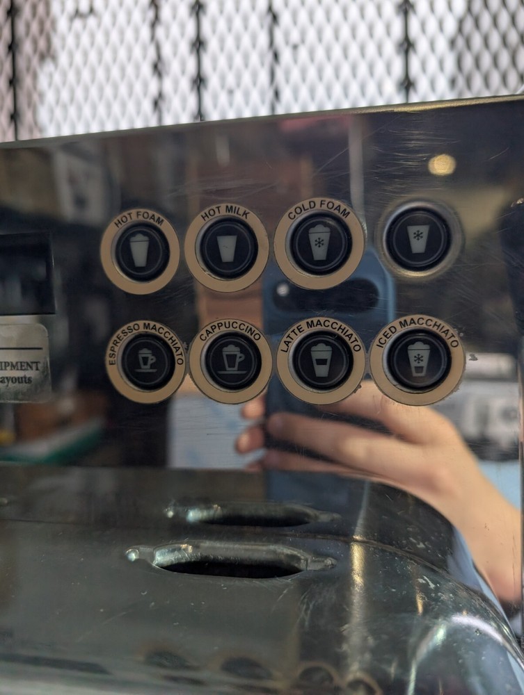 NESPRESSO COFFE MACHINE MODEL AGUILA-4400 PROFESSIONAL