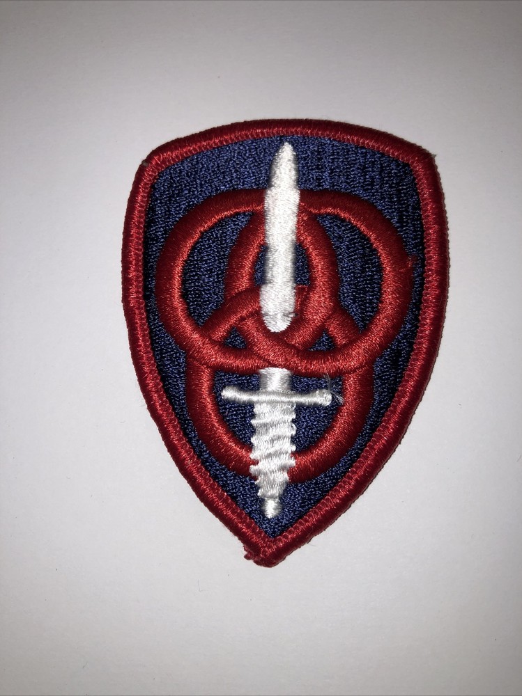 3rd Personnel Command U.S. Army Shoulder Patch Insignia