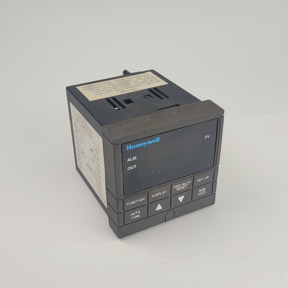 Honeywell UDC2000 Mini-Pro Temperature Controller 120Vac - USED