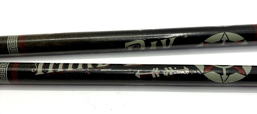 Drumsticks -16” Black Bottom / Natural