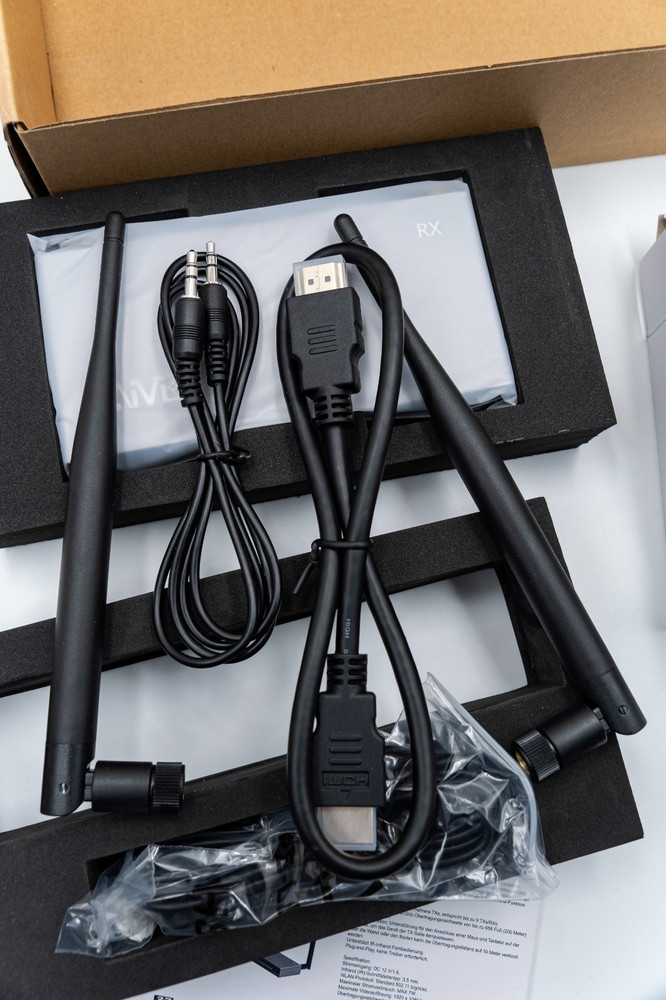 AIMIBO A8 Wireless HDMI Receiver Expandable up to 9 Devices