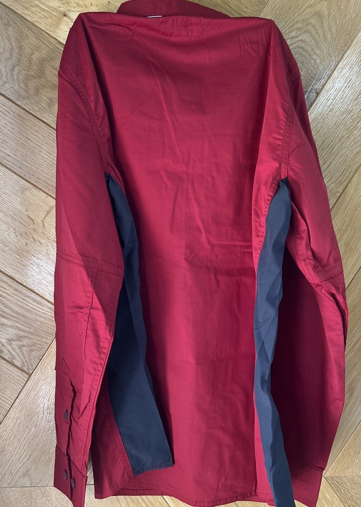 Delta Airlines - Lands End - long sleeve button up size medium 10–12