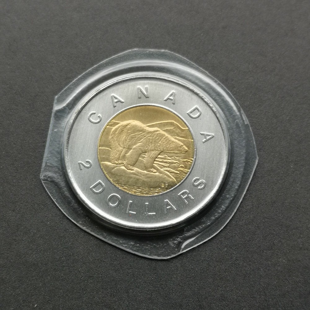 *** CANADA TOONIE 2010 *** 14 SERRATIONS *** SEALED FROM MINT SETS ***