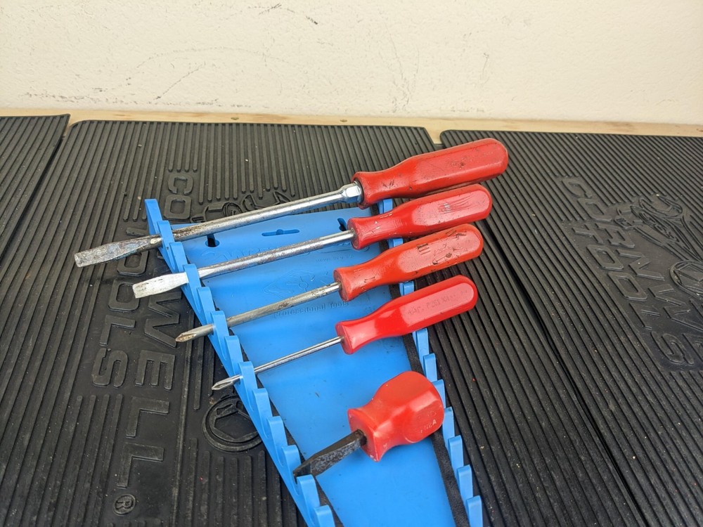 #az419 Vintage Mac Tools Red Hard Handle Mixed Screwdriver Set
