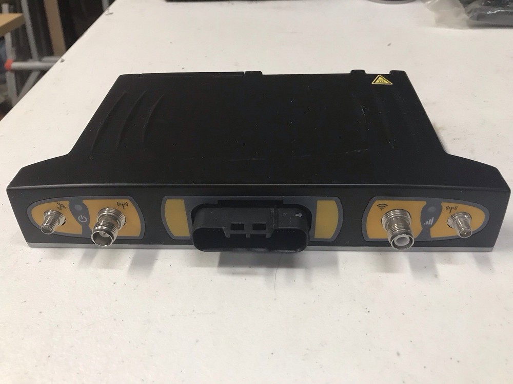 Trimble SNM941-90 Connected Site Gateway Modem