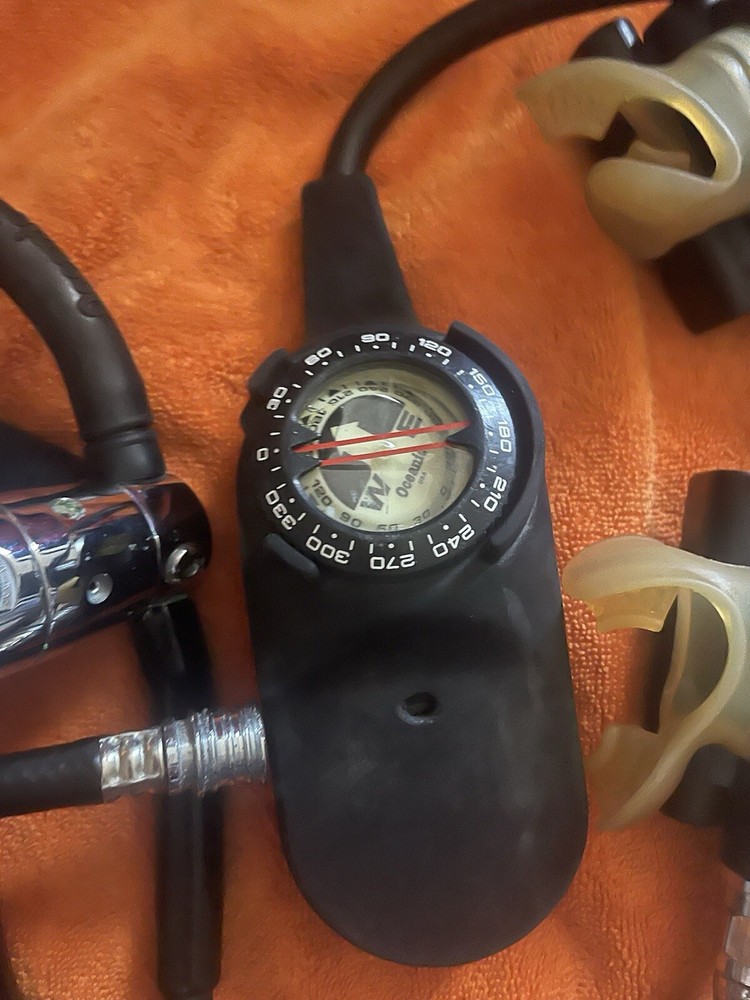 OCEANIC,, Regulators, Compass, Hoses ,BEST OFFER,