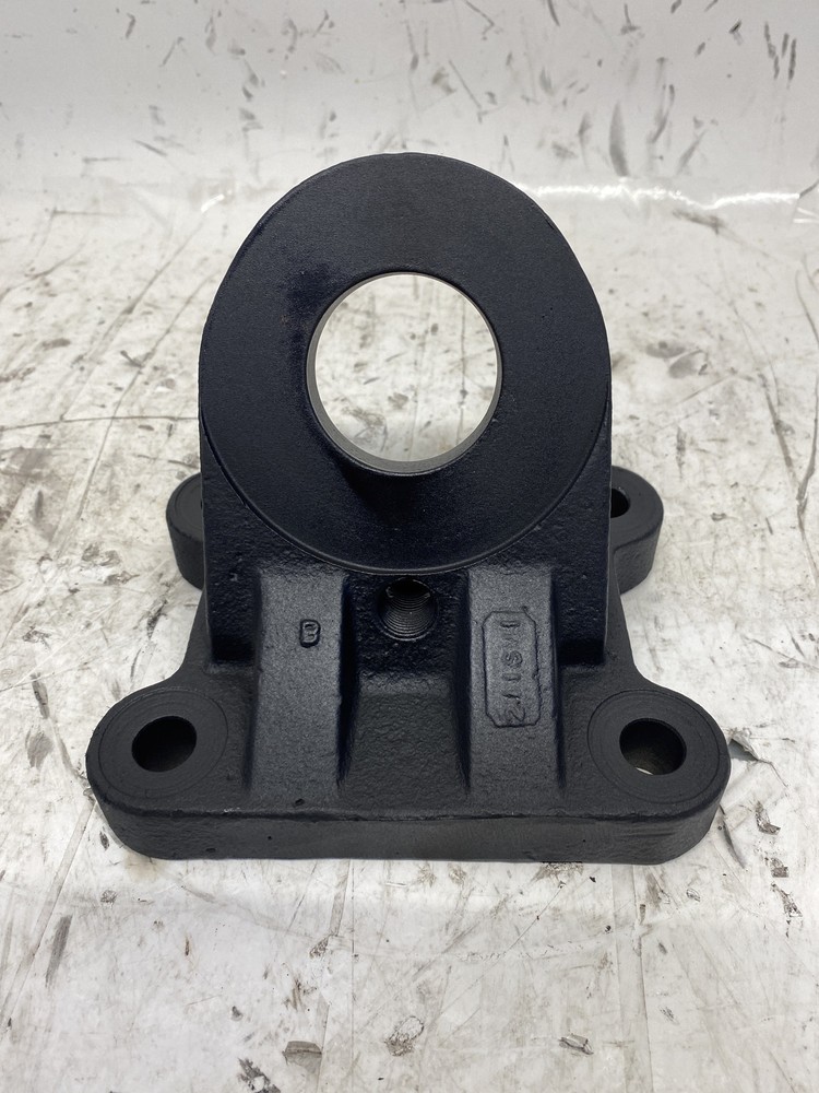 International Maxxforce 13 Engine Mount 3824527C1 (548-12895)