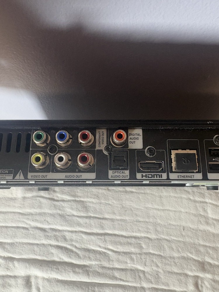 Direct TV Satellite Cable Receiver Bundle HR44-700 Tested