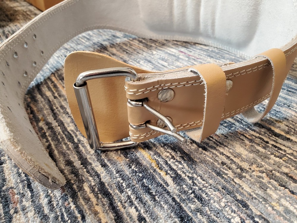 Padded Weightlifting Belt Medium